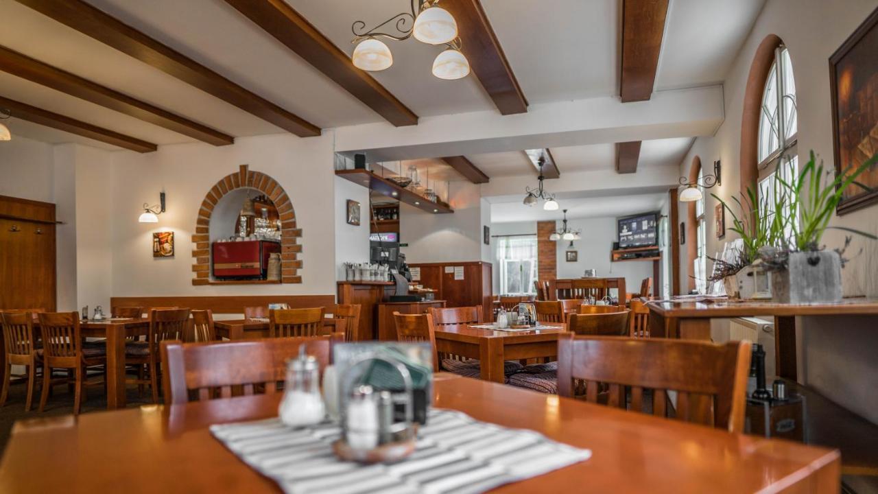 Hotel Atlas 페츠 포트 스네스코우 외부 사진